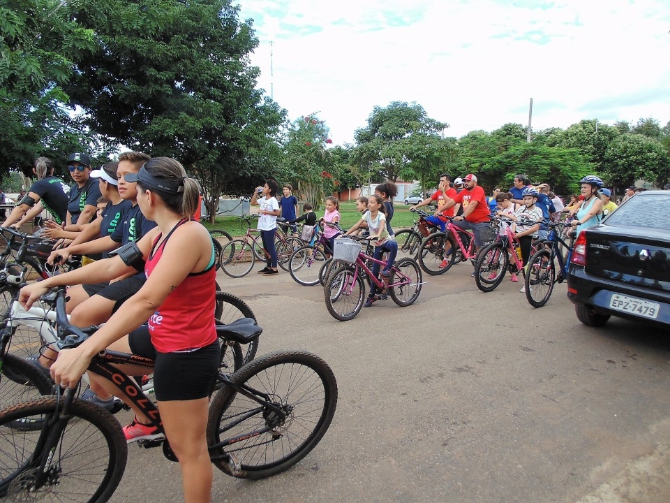 Esportes realizou hoje o 3º Passeio Ciclístico do Trabalhador