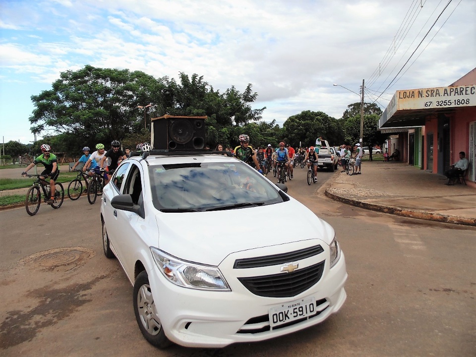 Esportes realizou hoje o 3º Passeio Ciclístico do Trabalhador