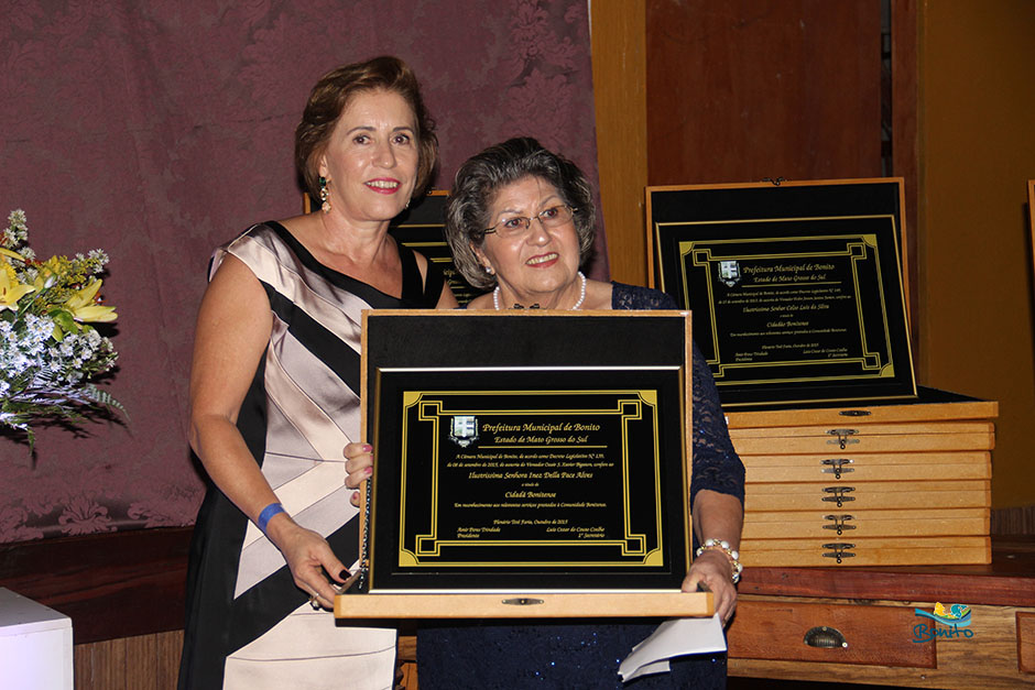 Galeria de fotos da entrega de títulos de cidadão bonitense Galeria de fotos da entrega de títulos de cidadão bonitense