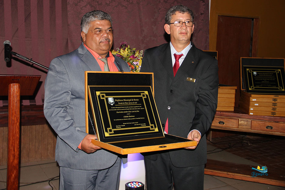 Galeria de fotos da entrega de títulos de cidadão bonitense Galeria de fotos da entrega de títulos de cidadão bonitense