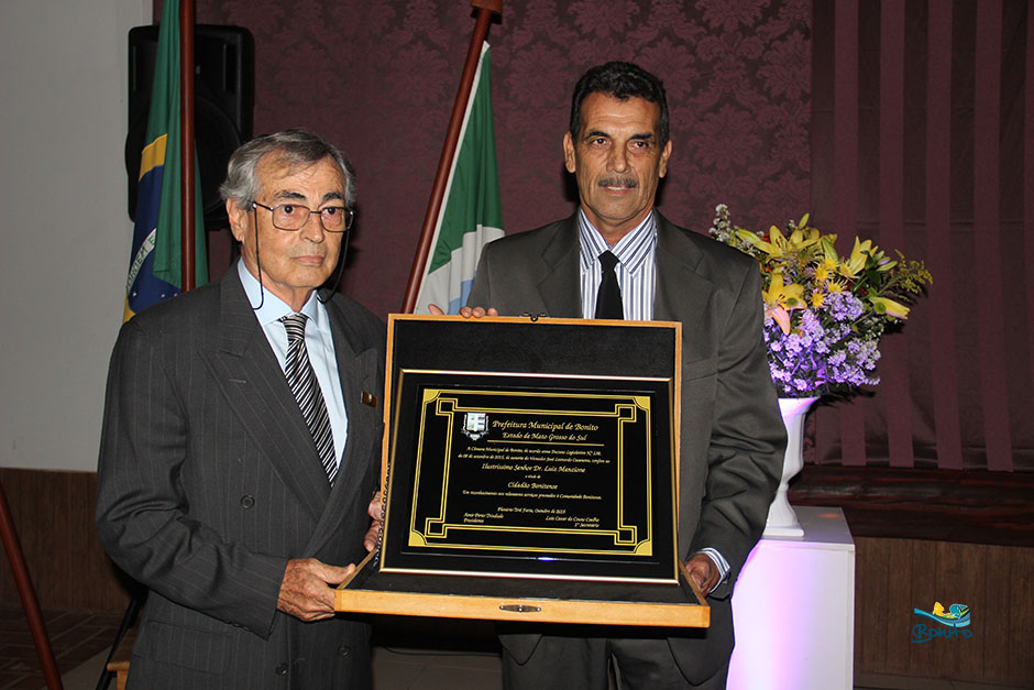 Galeria de fotos da entrega de títulos de cidadão bonitense Galeria de fotos da entrega de títulos de cidadão bonitense