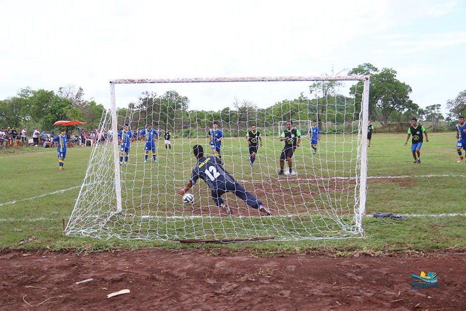 Secretaria de Esportes de Bonito realiza torneio de futebol na Vila Machado