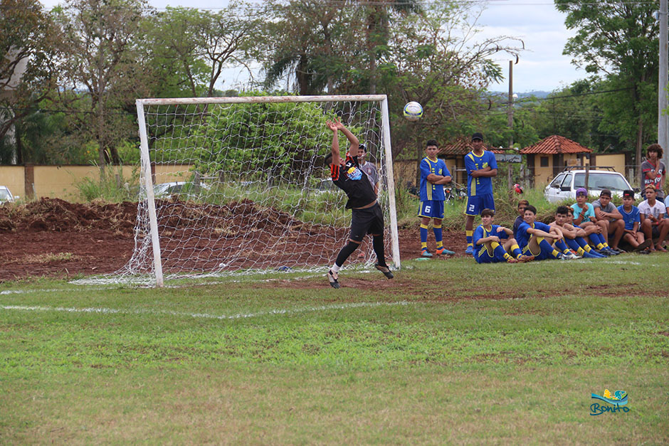 Secretaria de Esportes de Bonito realiza torneio de futebol na Vila Machado