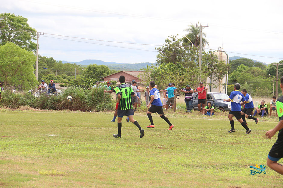 Secretaria de Esportes de Bonito realiza torneio de futebol na Vila Machado