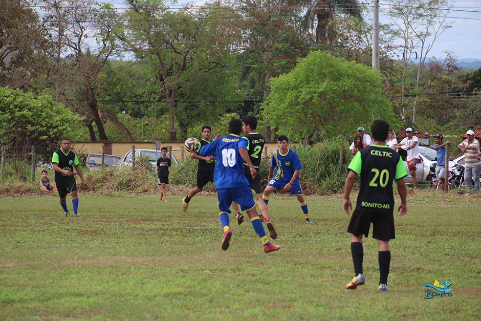 Secretaria de Esportes de Bonito realiza torneio de futebol na Vila Machado