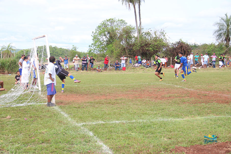 Secretaria de Esportes de Bonito realiza torneio de futebol na Vila Machado