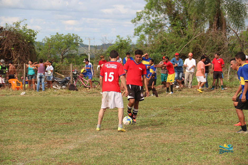 Secretaria de Esportes de Bonito realiza torneio de futebol na Vila Machado