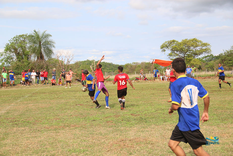 Secretaria de Esportes de Bonito realiza torneio de futebol na Vila Machado