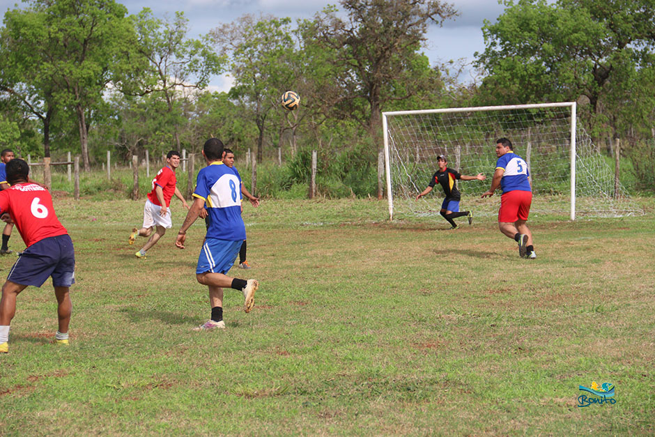 Secretaria de Esportes de Bonito realiza torneio de futebol na Vila Machado
