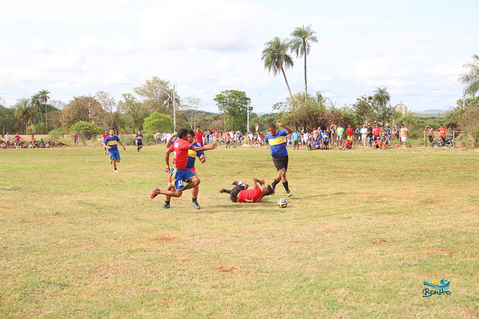 Secretaria de Esportes de Bonito realiza torneio de futebol na Vila Machado