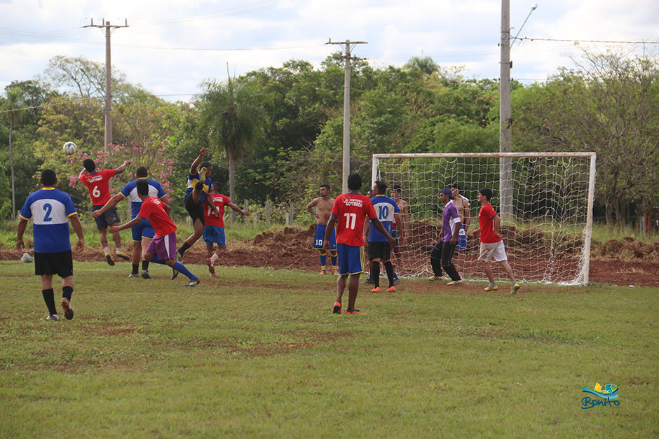 Secretaria de Esportes de Bonito realiza torneio de futebol na Vila Machado