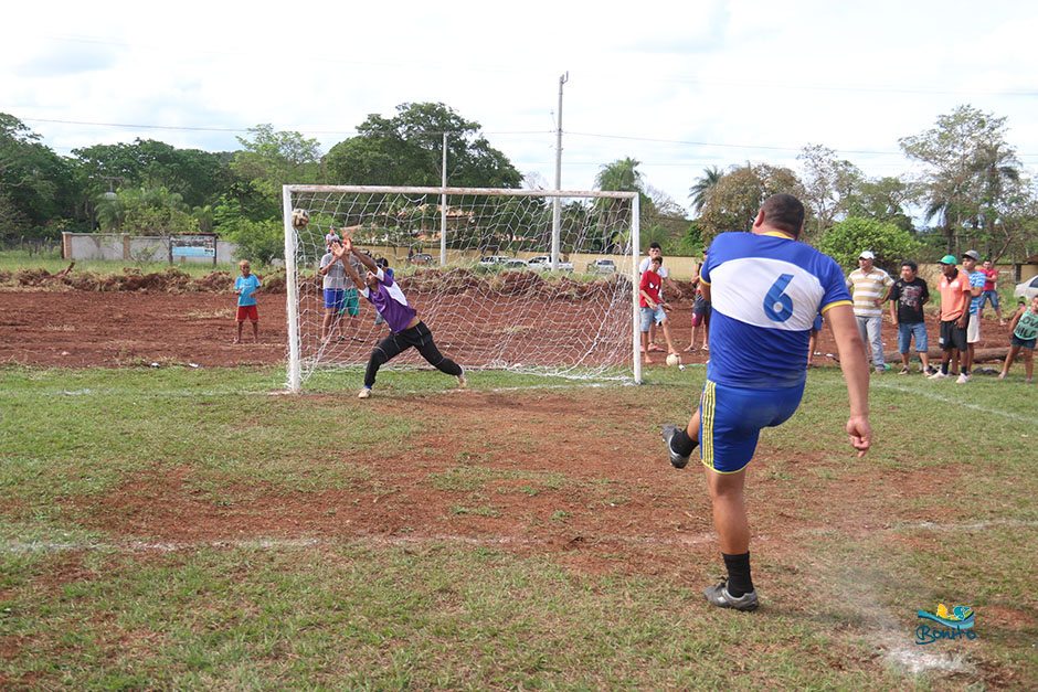 Secretaria de Esportes de Bonito realiza torneio de futebol na Vila Machado