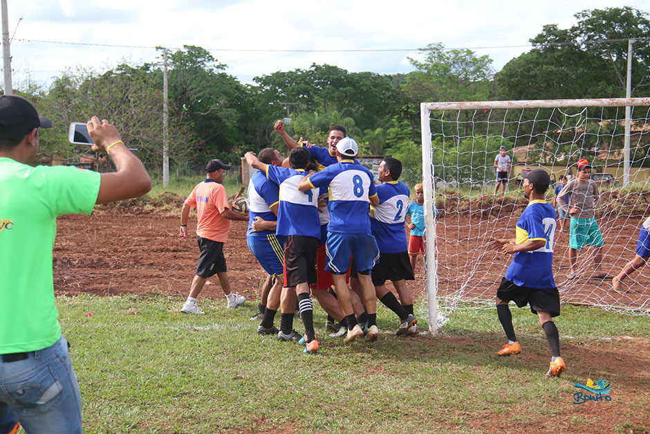 Secretaria de Esportes de Bonito realiza torneio de futebol na Vila Machado