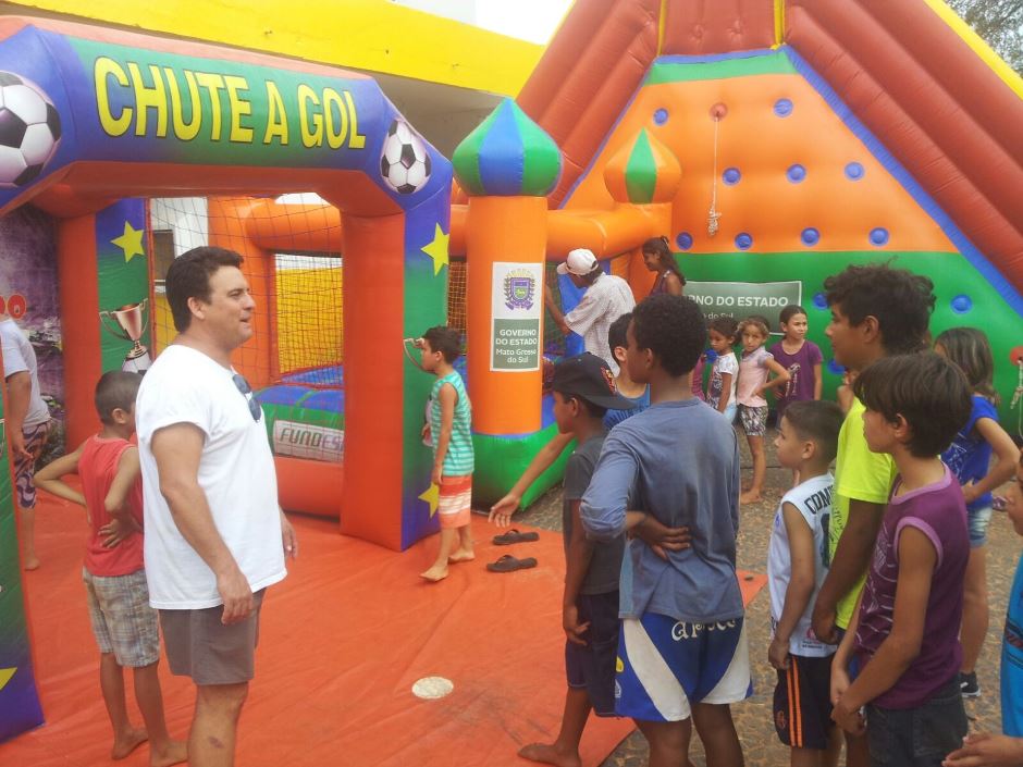 Prefeitura de Bonito e Fundesporte criam espaço para as crianças durante festa dos 67 anos de Bonito