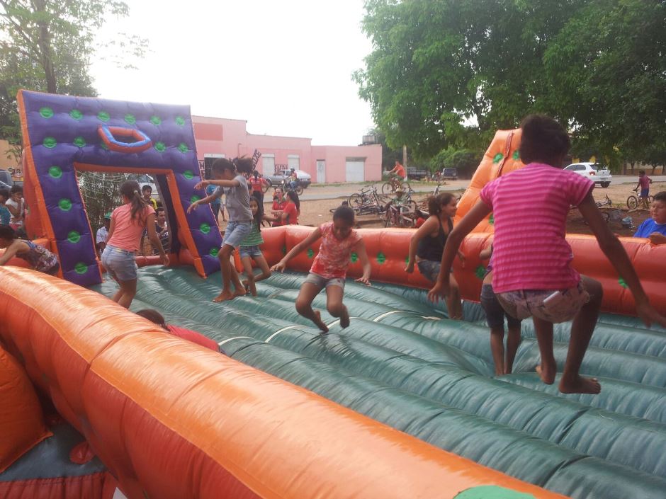 Prefeitura de Bonito e Fundesporte criam espaço para as crianças durante festa dos 67 anos de Bonito