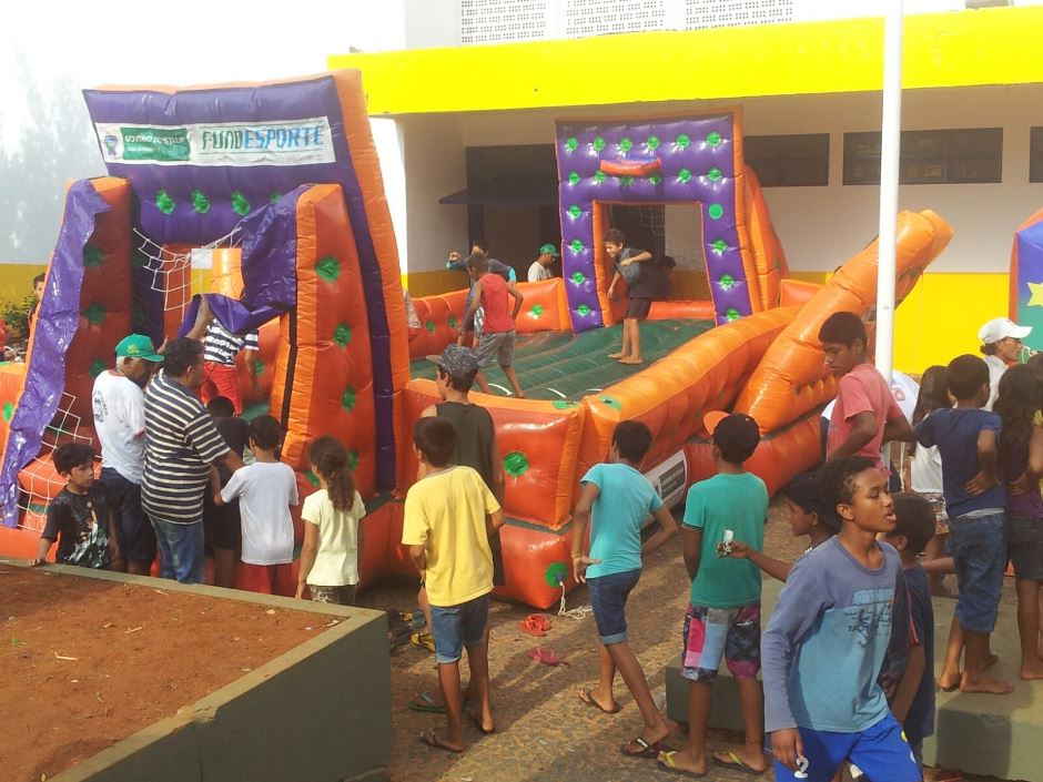 Prefeitura de Bonito e Fundesporte criam espaço para as crianças durante festa dos 67 anos de Bonito