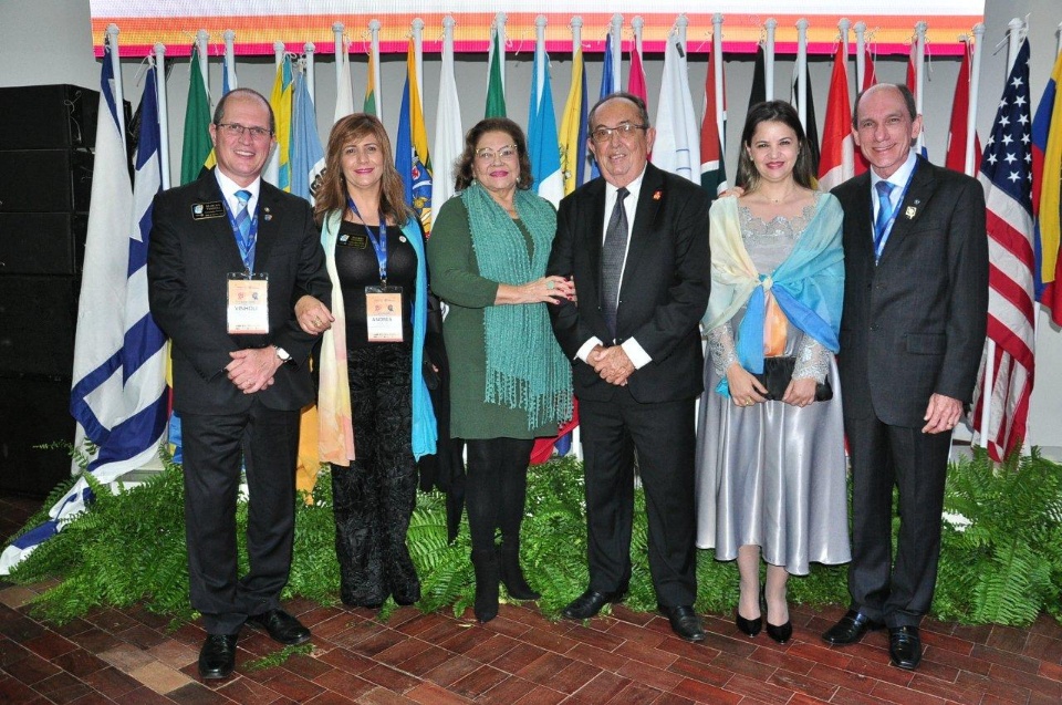 Prefeito participa da instalação da 42ª Conferência Distrital do Rotary Club