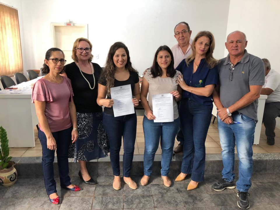 Prefeito municipal dá posse a novos concursados