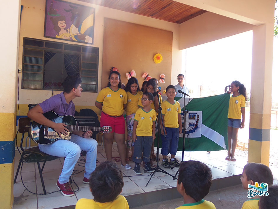 Escola municipal de Bonito realiza projeto para resgatar a história da cidade