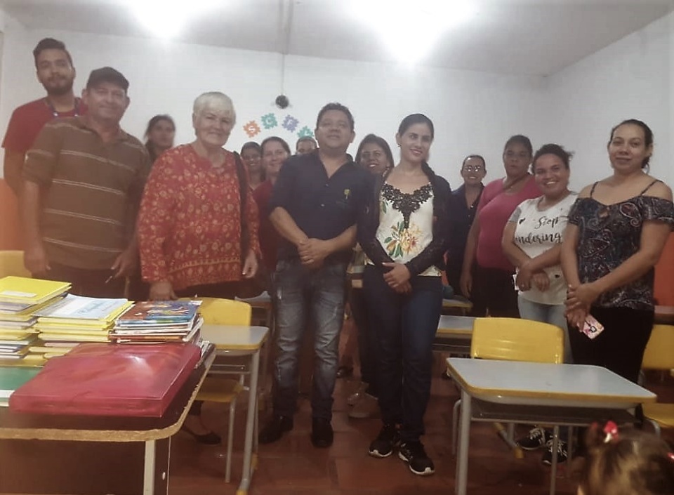 "Ler para Aprender – Roda de Leitura" auxilia na formação escolar