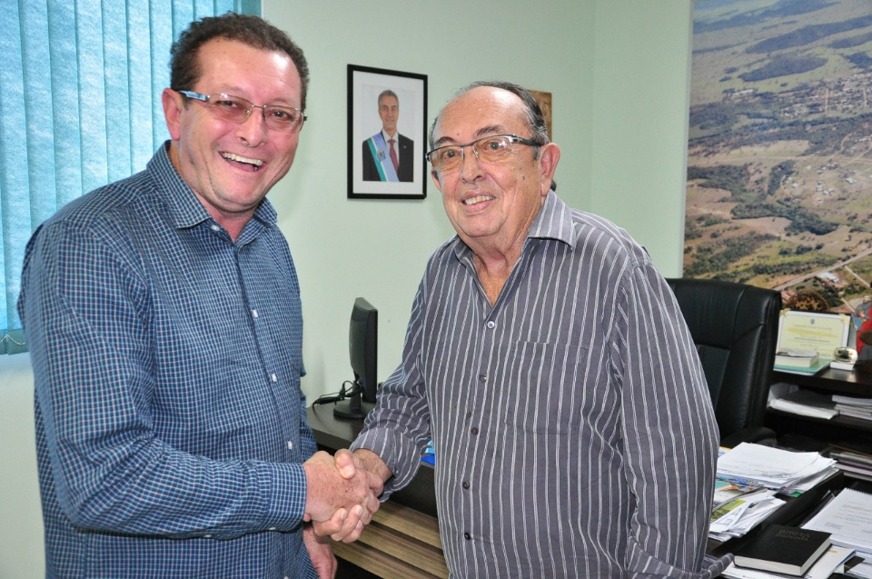 Odilson recebe prefeito e presidente da Câmara de Alcinópolis
