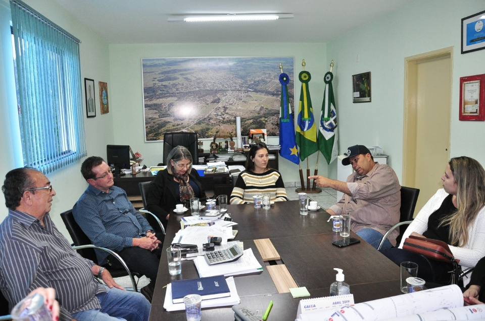 Odilson recebe prefeito e presidente da Câmara de Alcinópolis