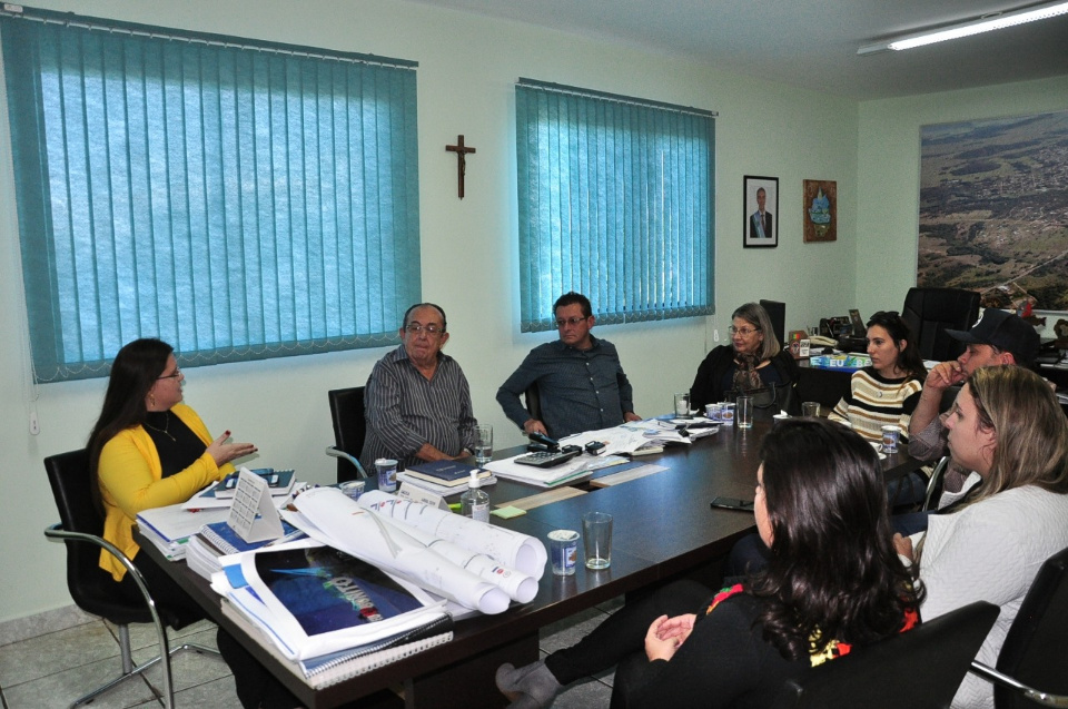 Odilson recebe prefeito e presidente da Câmara de Alcinópolis