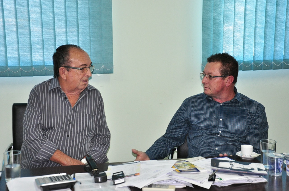 Odilson recebe prefeito e presidente da Câmara de Alcinópolis