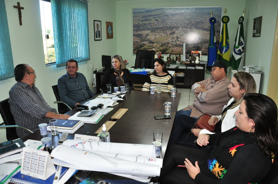 Odilson recebe prefeito e presidente da Câmara de Alcinópolis