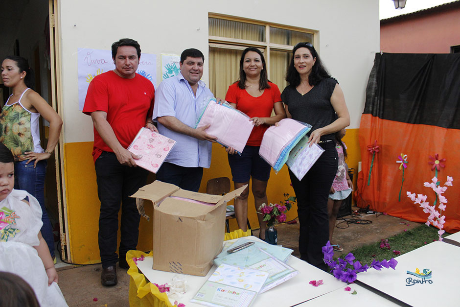 Prefeitura de Bonito realiza entrega de jogos de lençóis e toalhas novas para os CEI’s