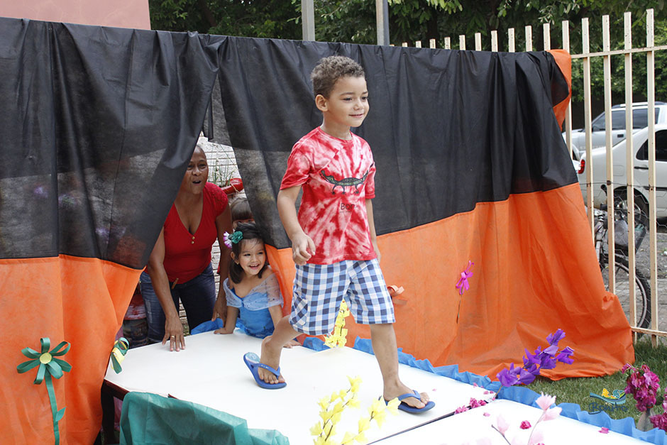 Prefeitura de Bonito realiza entrega de jogos de lençóis e toalhas novas para os CEI’s