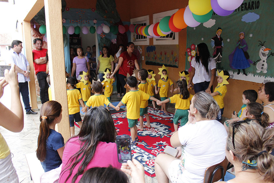 Prefeitura de Bonito realiza entrega de jogos de lençóis e toalhas novas para os CEI’s