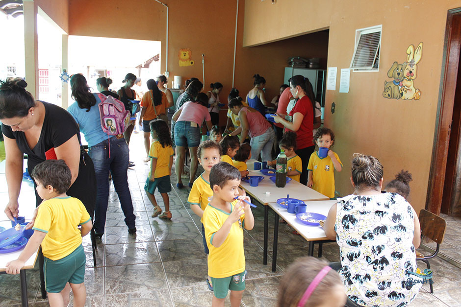 Alunos das escolas municipais ganham festa em comemoração ao Dia das Crianças em Bonito