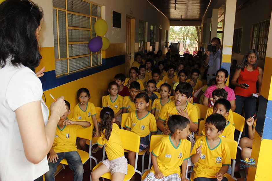 Alunos das escolas municipais ganham festa em comemoração ao Dia das Crianças em Bonito