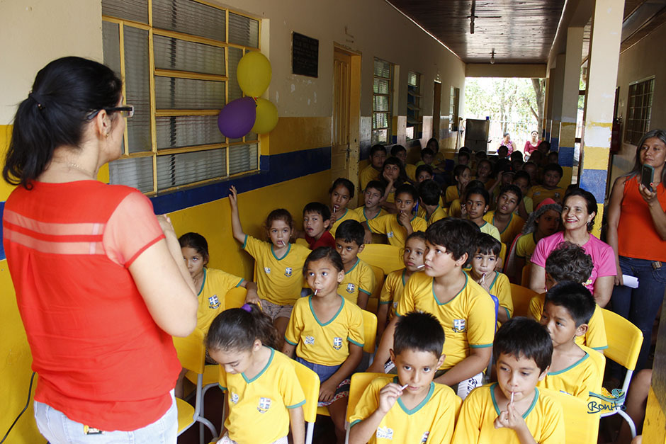 Alunos das escolas municipais ganham festa em comemoração ao Dia das Crianças em Bonito