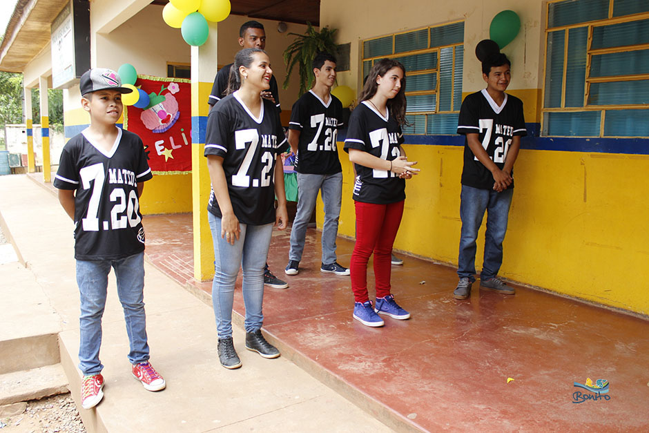 Alunos das escolas municipais ganham festa em comemoração ao Dia das Crianças em Bonito