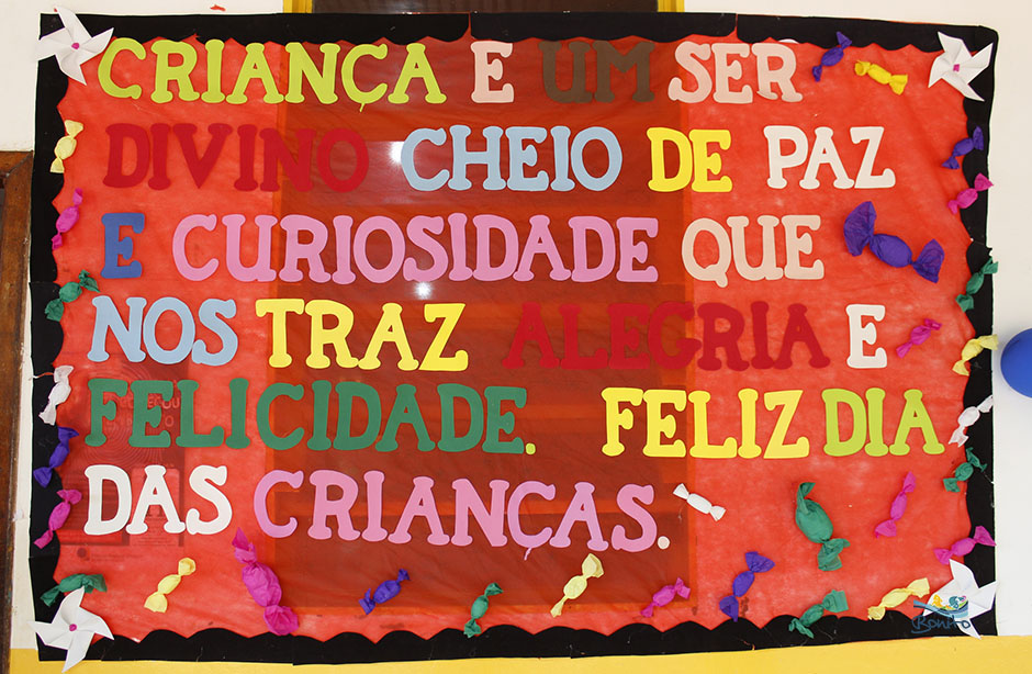 Alunos das escolas municipais ganham festa em comemoração ao Dia das Crianças em Bonito