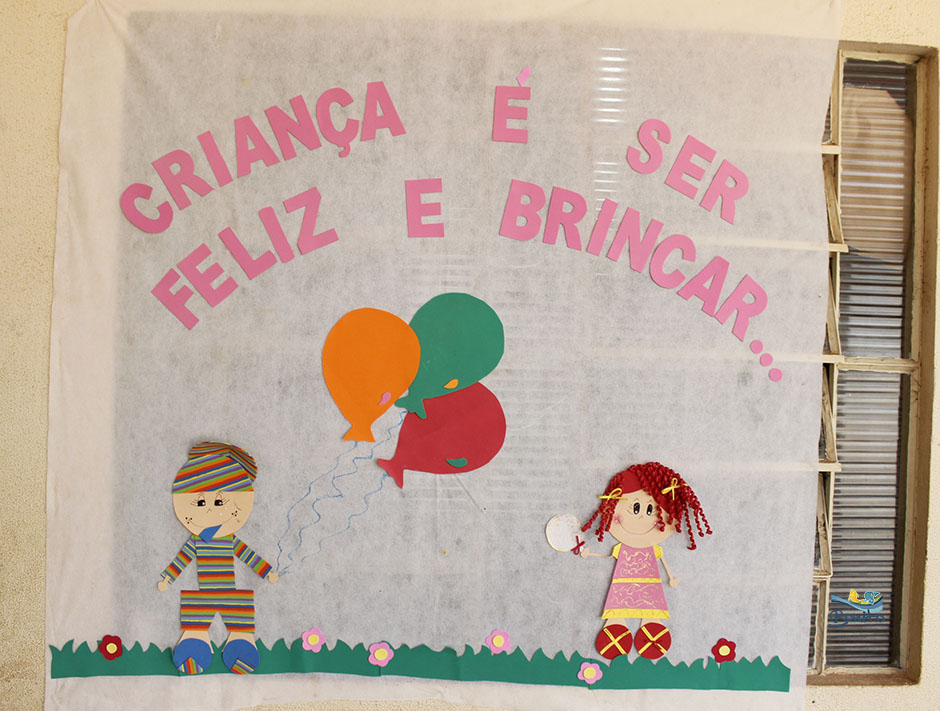 Alunos das escolas municipais ganham festa em comemoração ao Dia das Crianças em Bonito