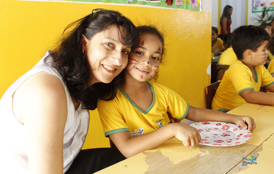 Alunos das escolas municipais ganham festa em comemoração ao Dia das Crianças em Bonito