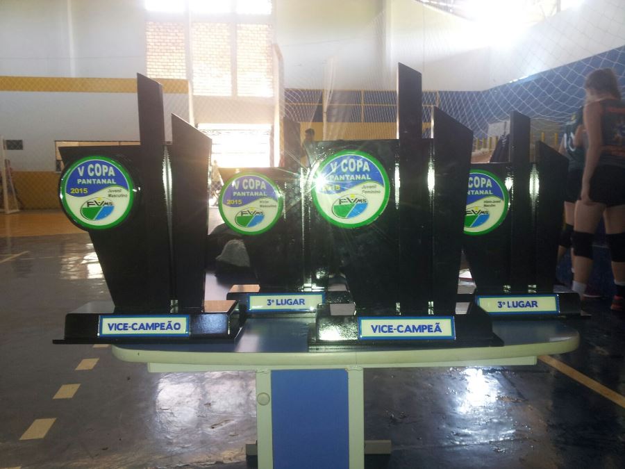 Prefeito de Bonito parabeniza atletas do vôlei pelos ótimos resultados na Copa Pantanal