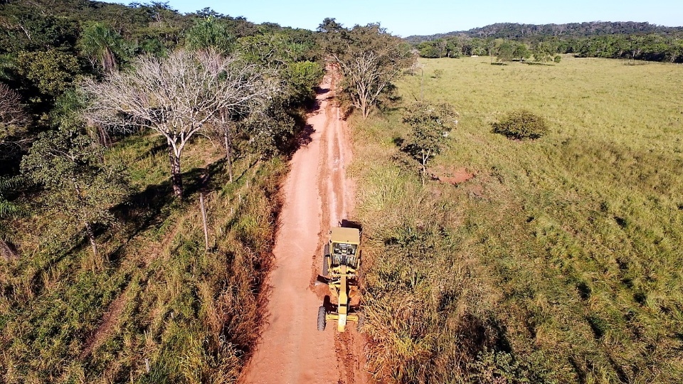 Secretaria de Obras está patrolando estrada do Sucuri