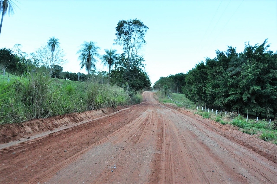 Secretaria de Obras está patrolando estrada do Sucuri