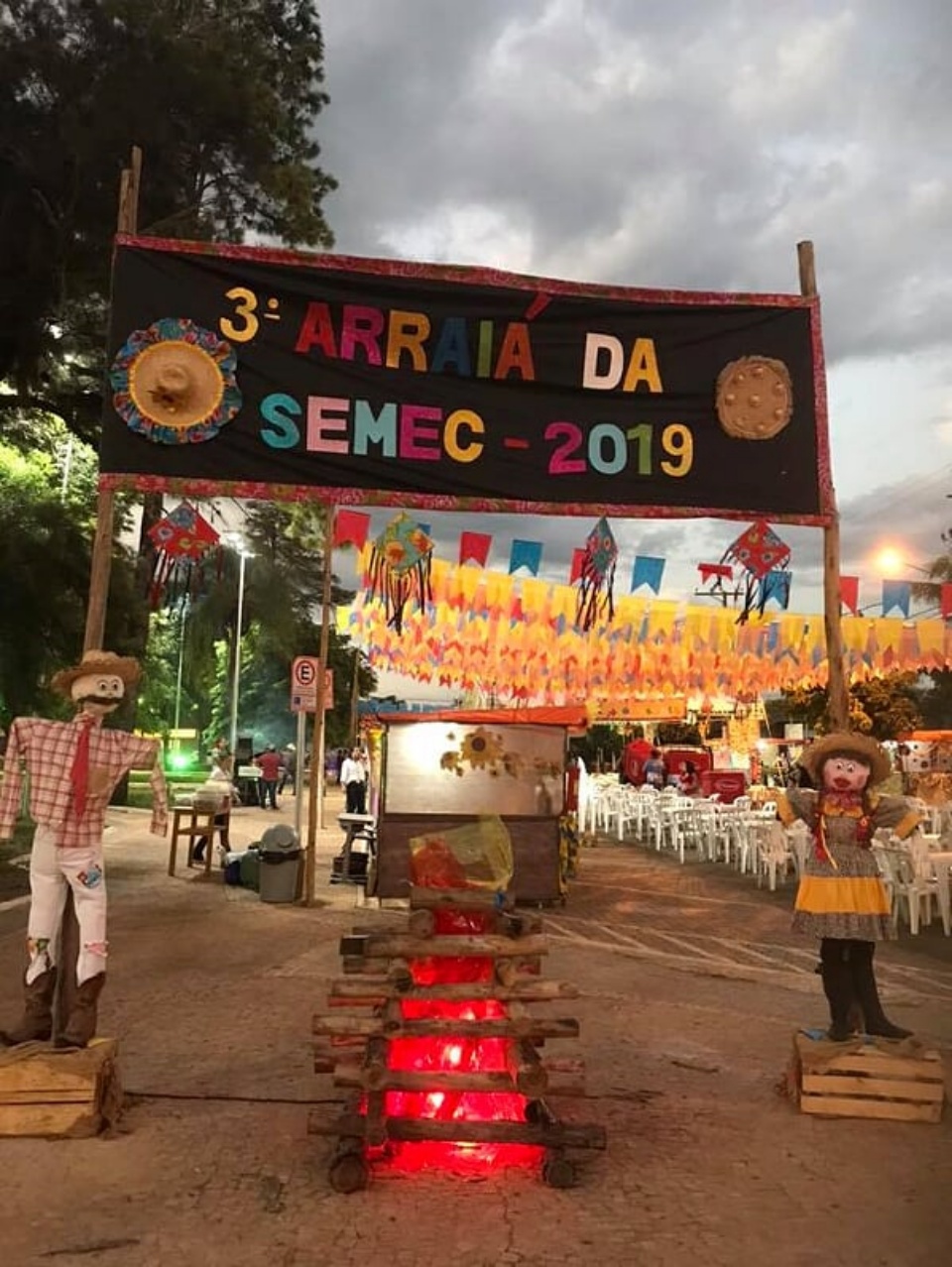 Educação agradece colaboradores do "3º Arraiá da SEMEC"