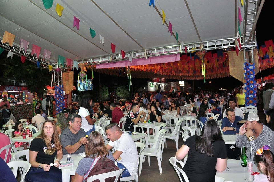 Educação agradece colaboradores do "3º Arraiá da SEMEC"