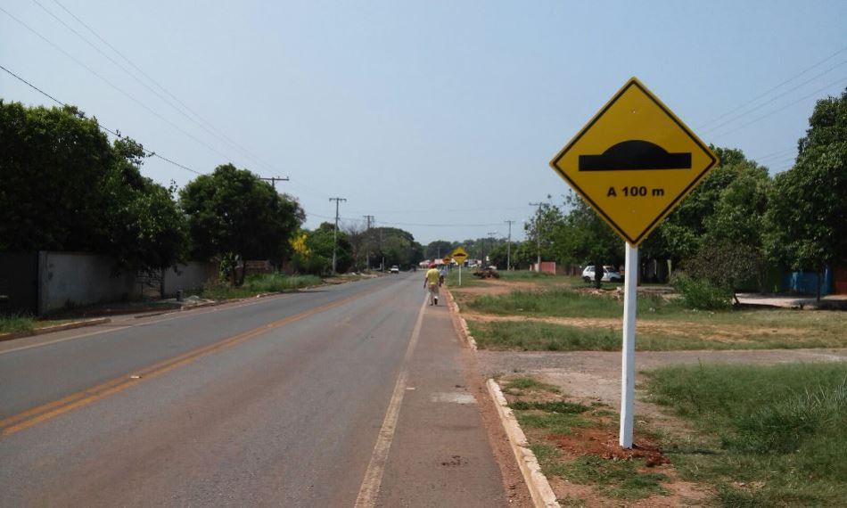 Novos quebra-molas são instalados em rodovia de Bonito/MS