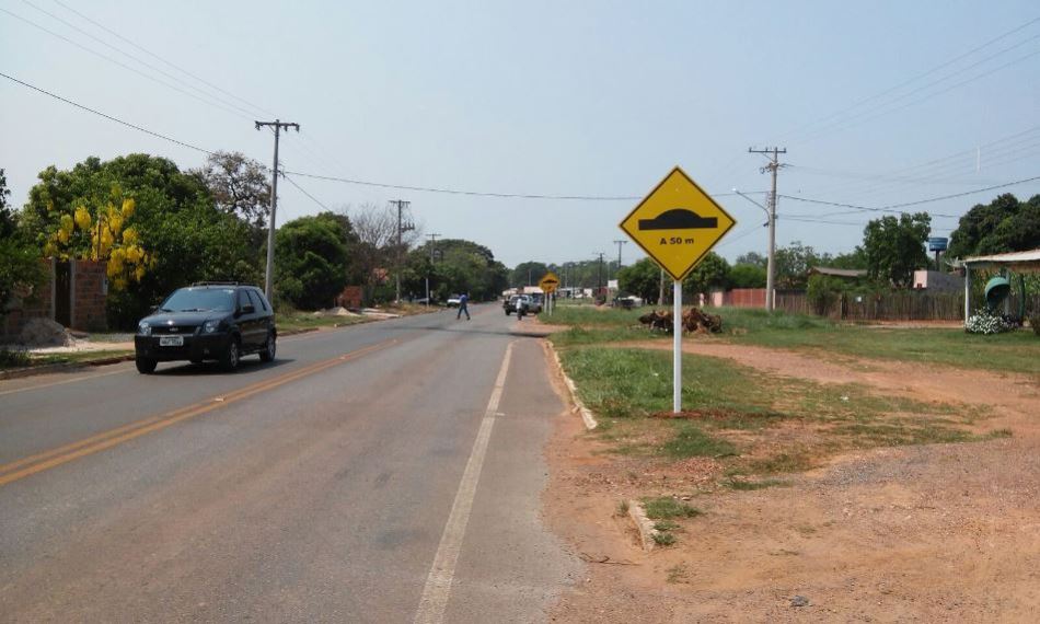 Novos quebra-molas são instalados em rodovia de Bonito/MS