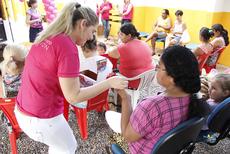 Ação de combate ao câncer de mama é realizada em ESF de Bonito