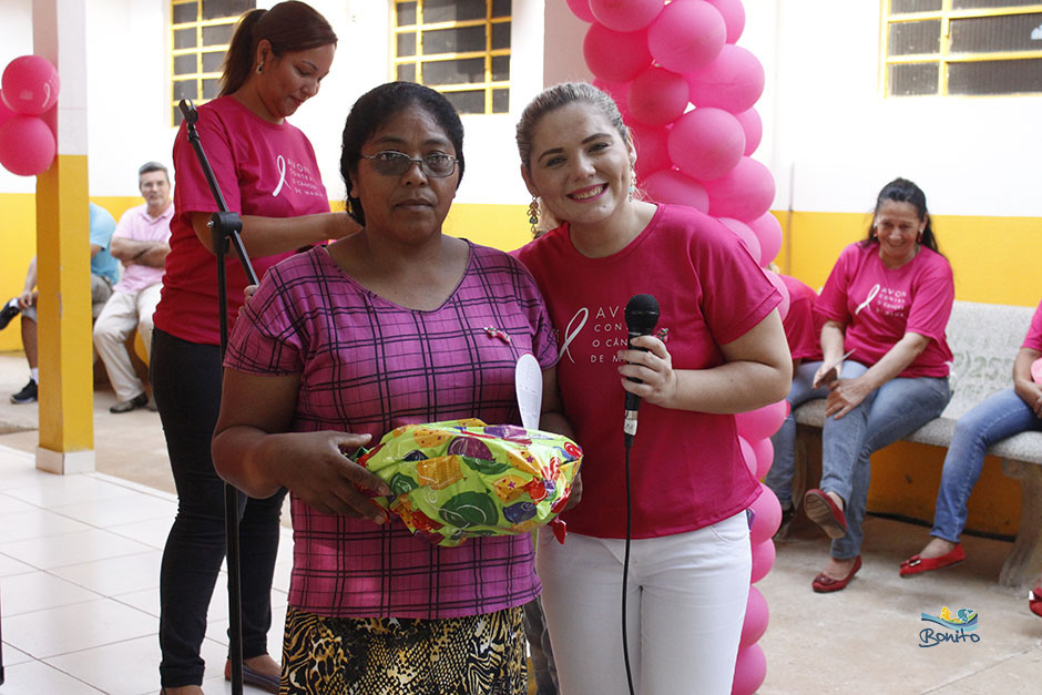 Ação de combate ao câncer de mama é realizada em ESF de Bonito