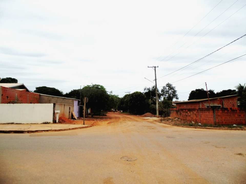 Prefeitura vai asfaltar mais 10 quadras na Vila Marambaia