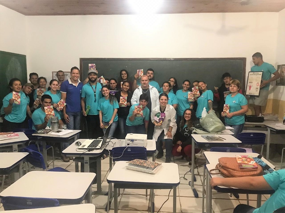 Projeto "Motivar para Educar" realiza palestras na EJA